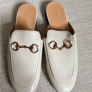 Gucci White Leather Horsebit Backless Mules